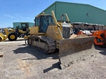 Used Komatsu dozer,Used Dozer in yard,Used Komatsu Bulldozer,Front of used Dozer in yard